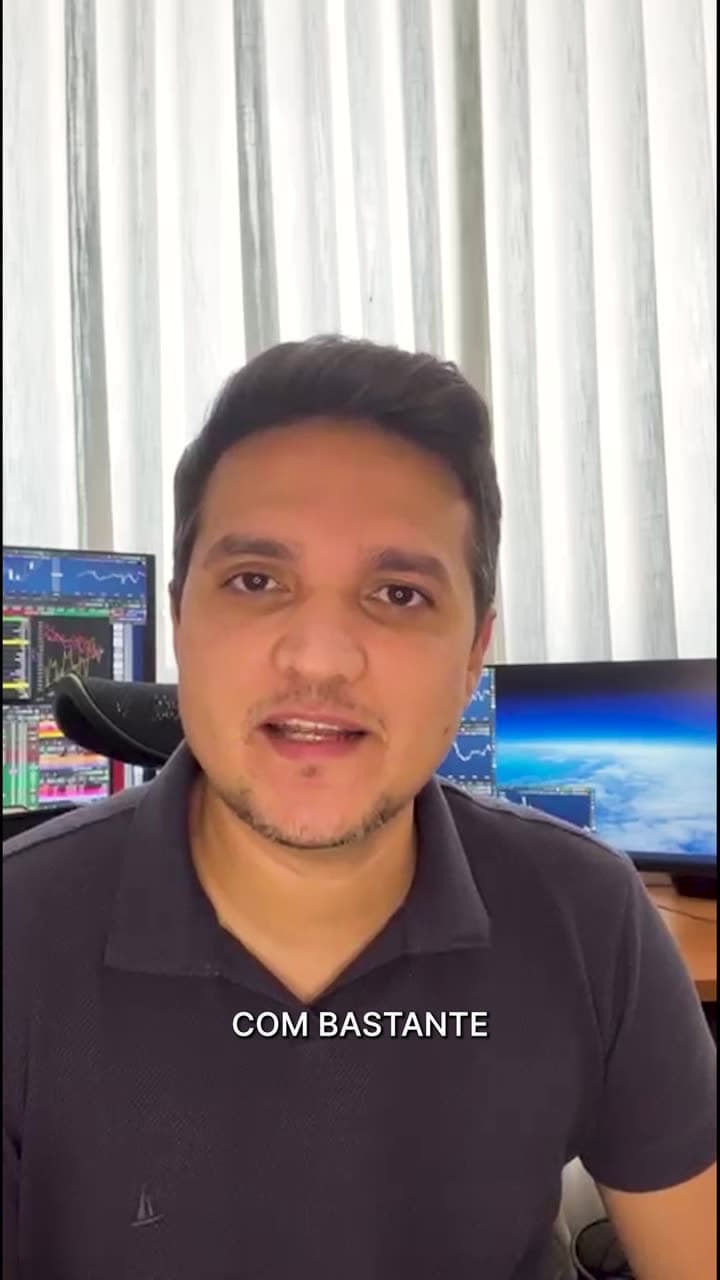 Cliente da Sala ao Vivo dando depoimento